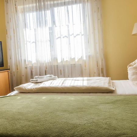 Hotelpension Zum Gockl Allershausen Exteriér fotografie