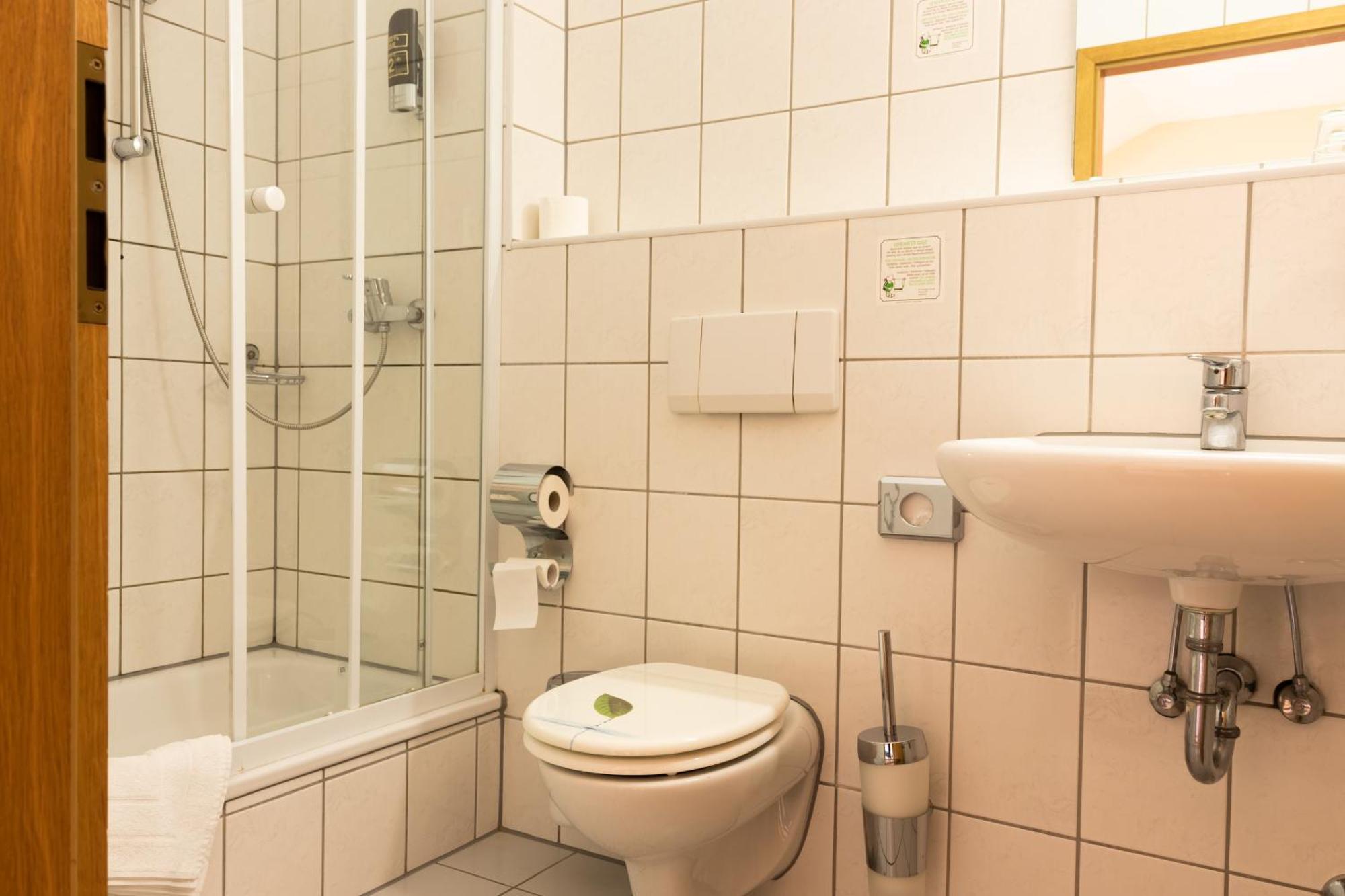 Hotelpension Zum Gockl Allershausen Pokoj fotografie